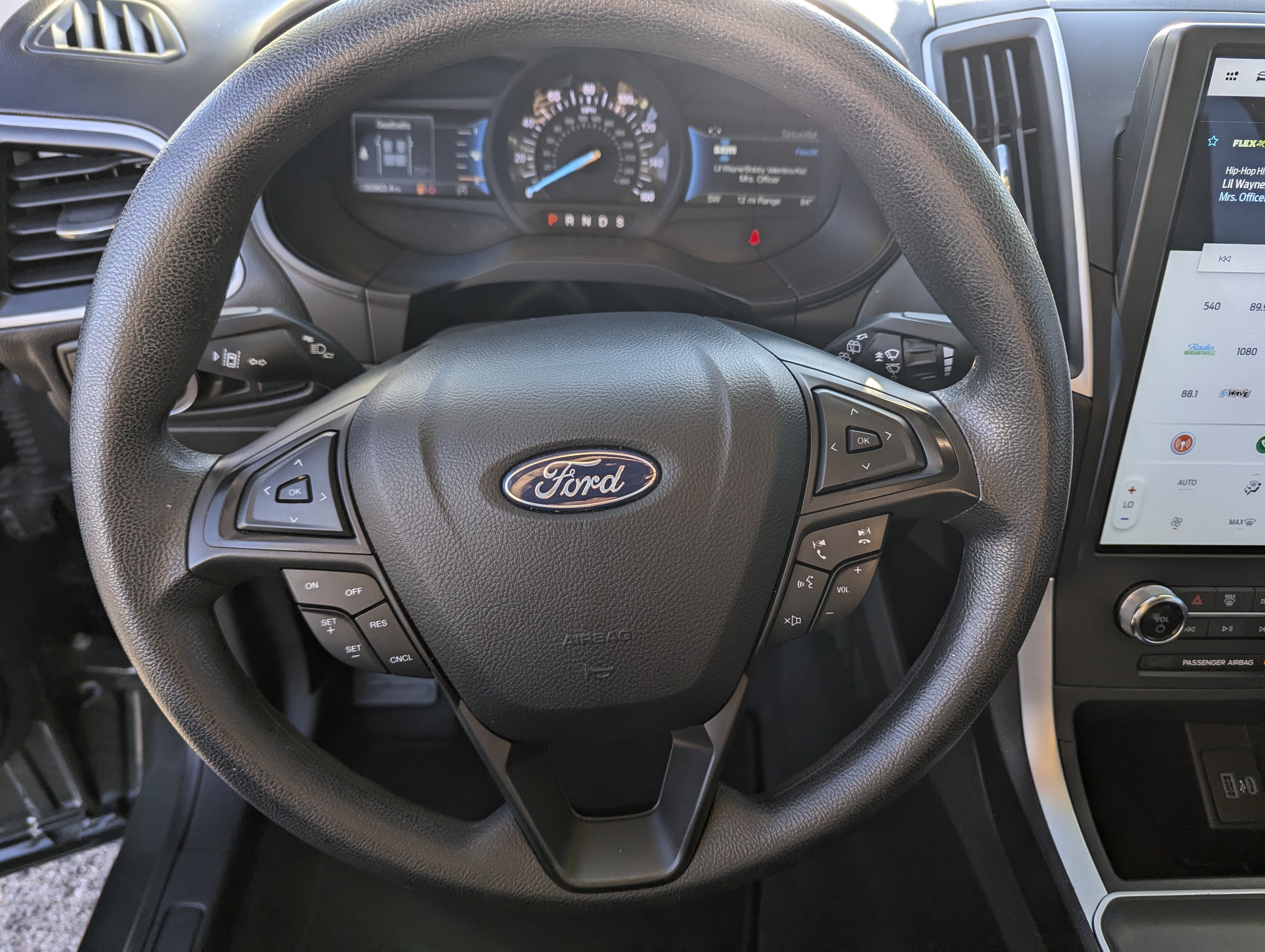 2024 Ford Edge SE