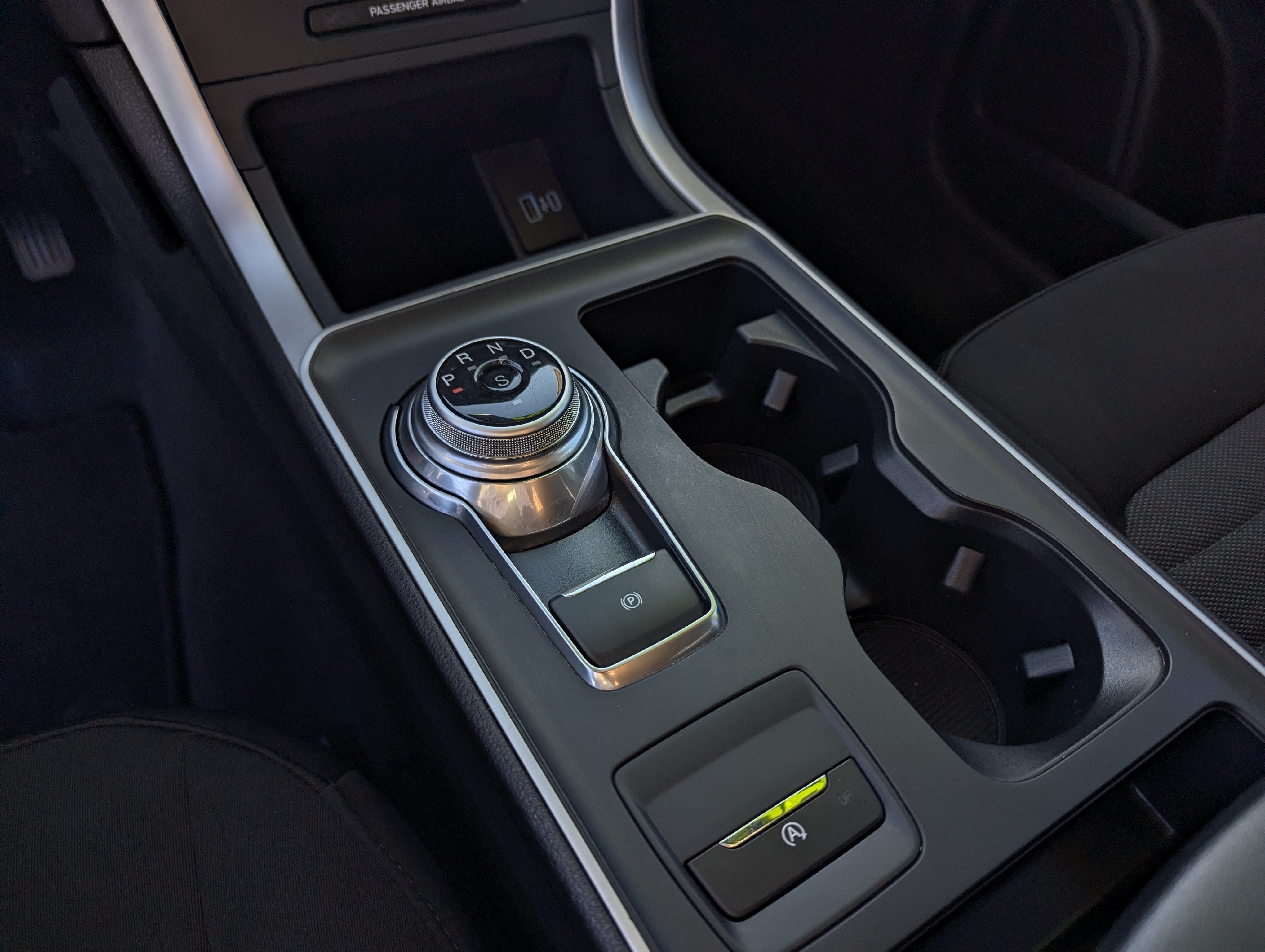 2024 Ford Edge SE