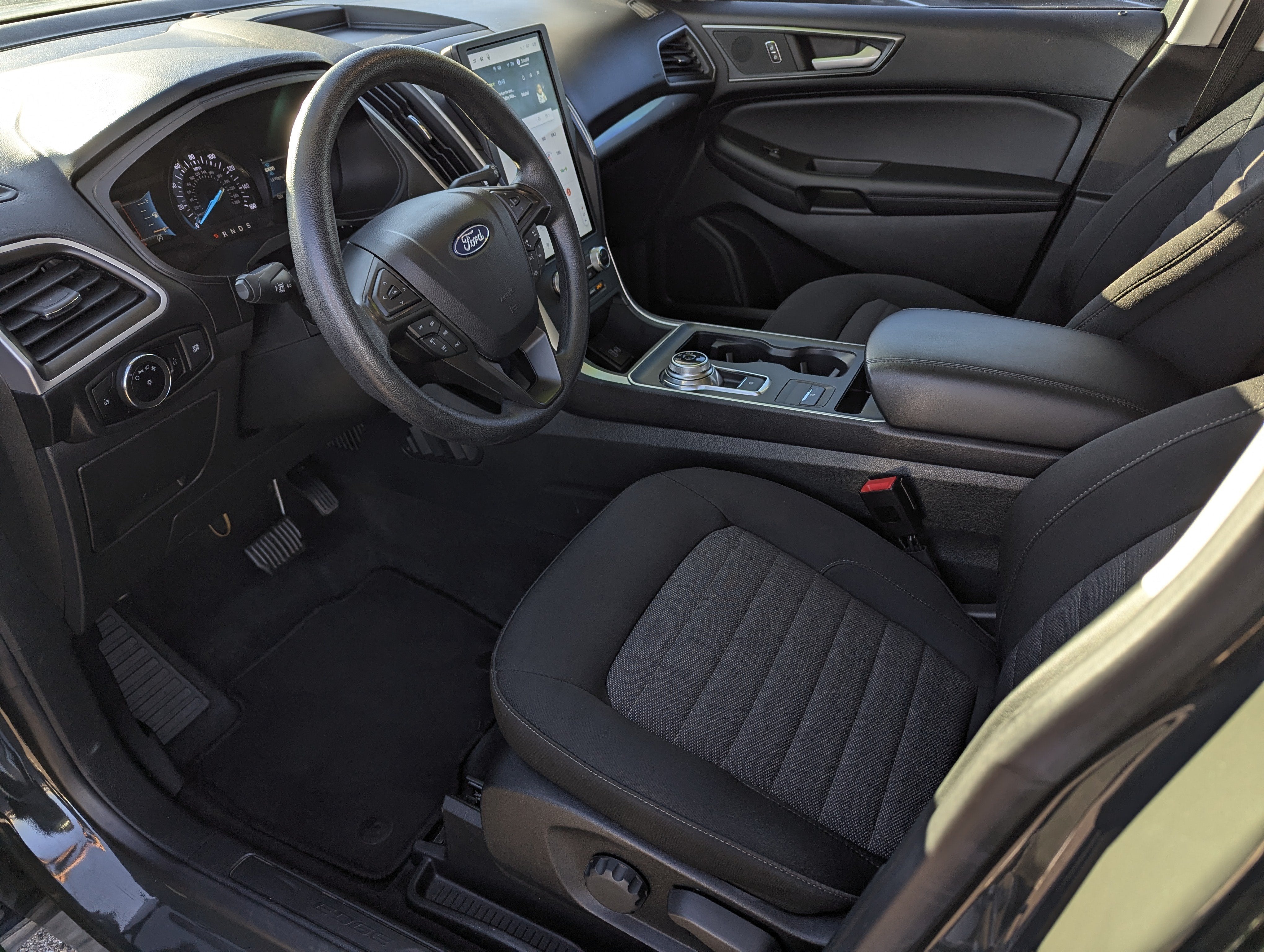 2024 Ford Edge SE