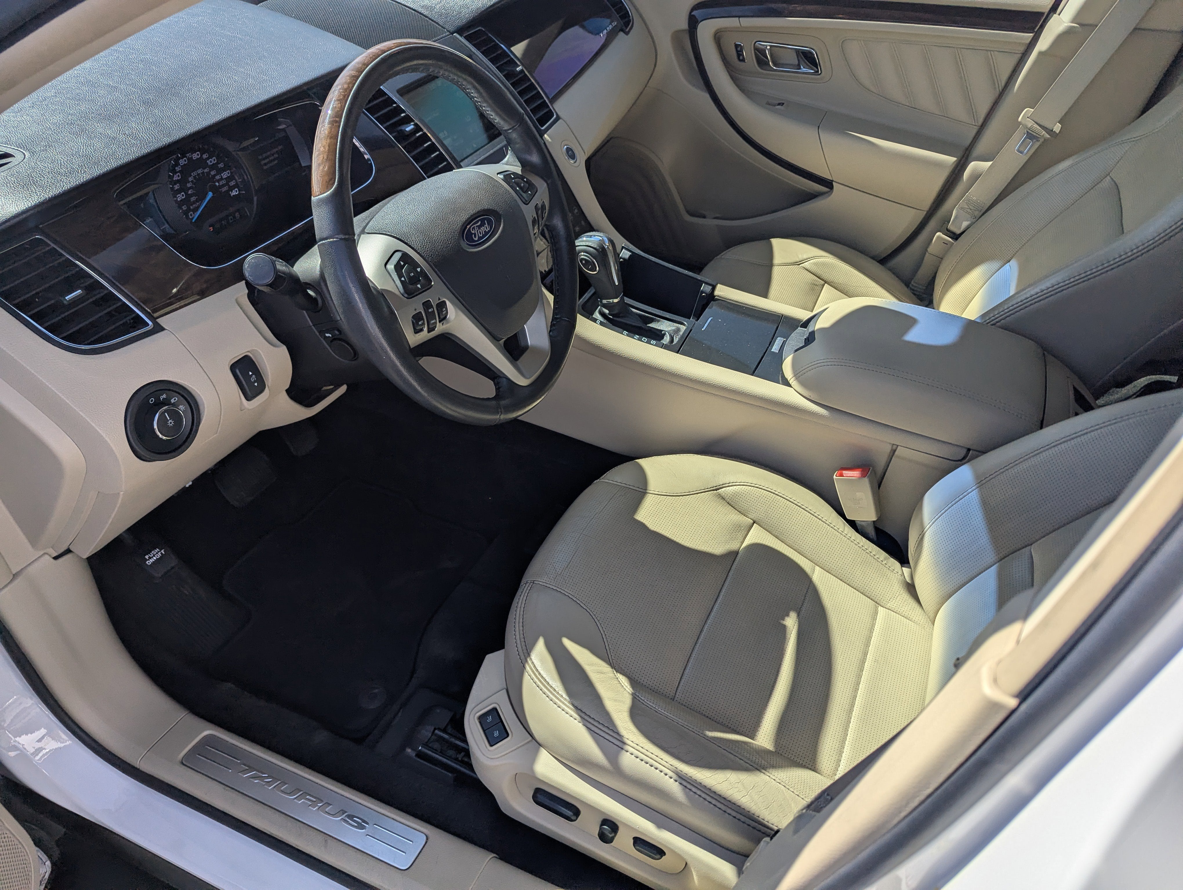 2013 Ford Taurus Limited