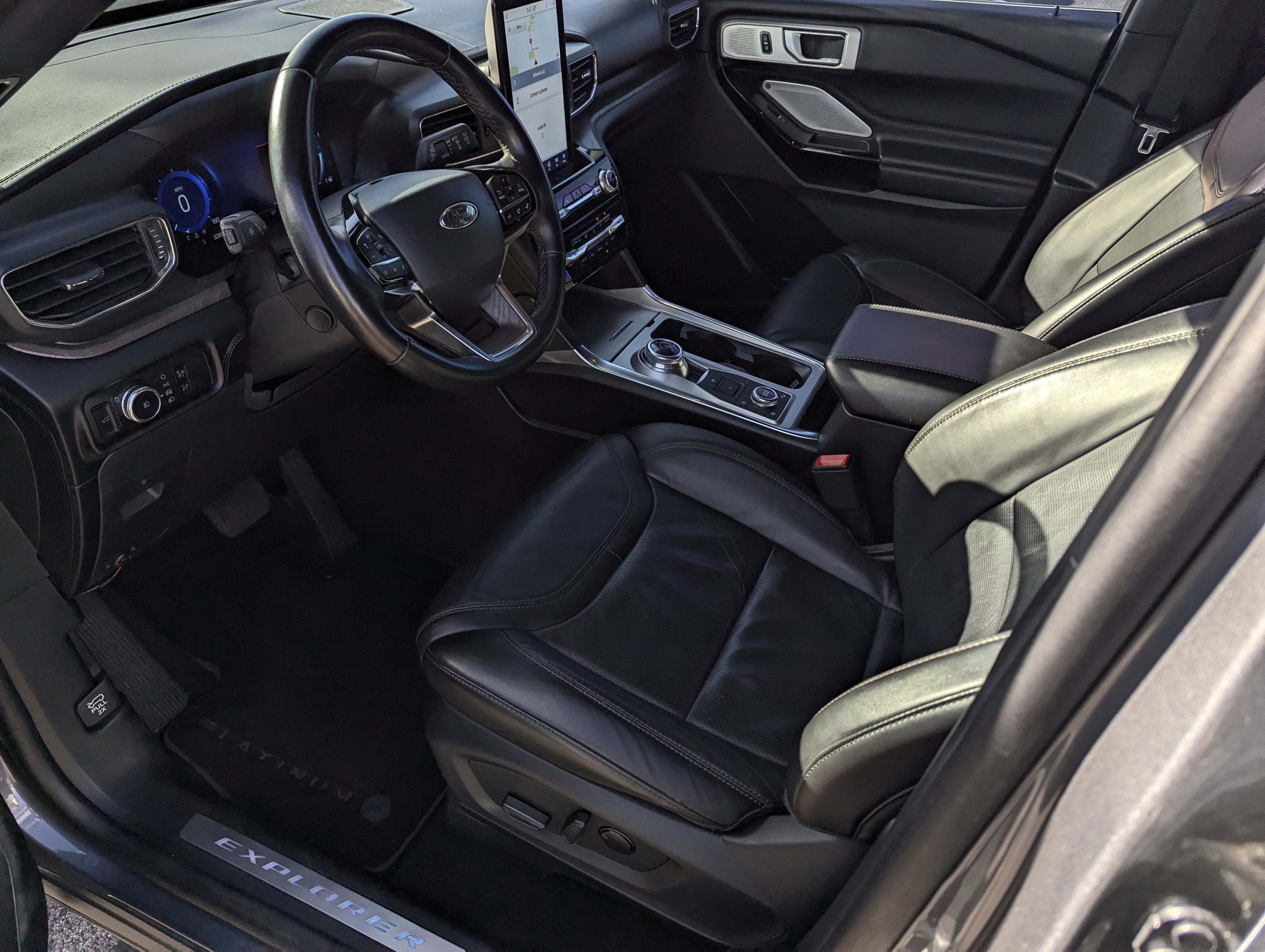 2023 Ford Explorer Platinum