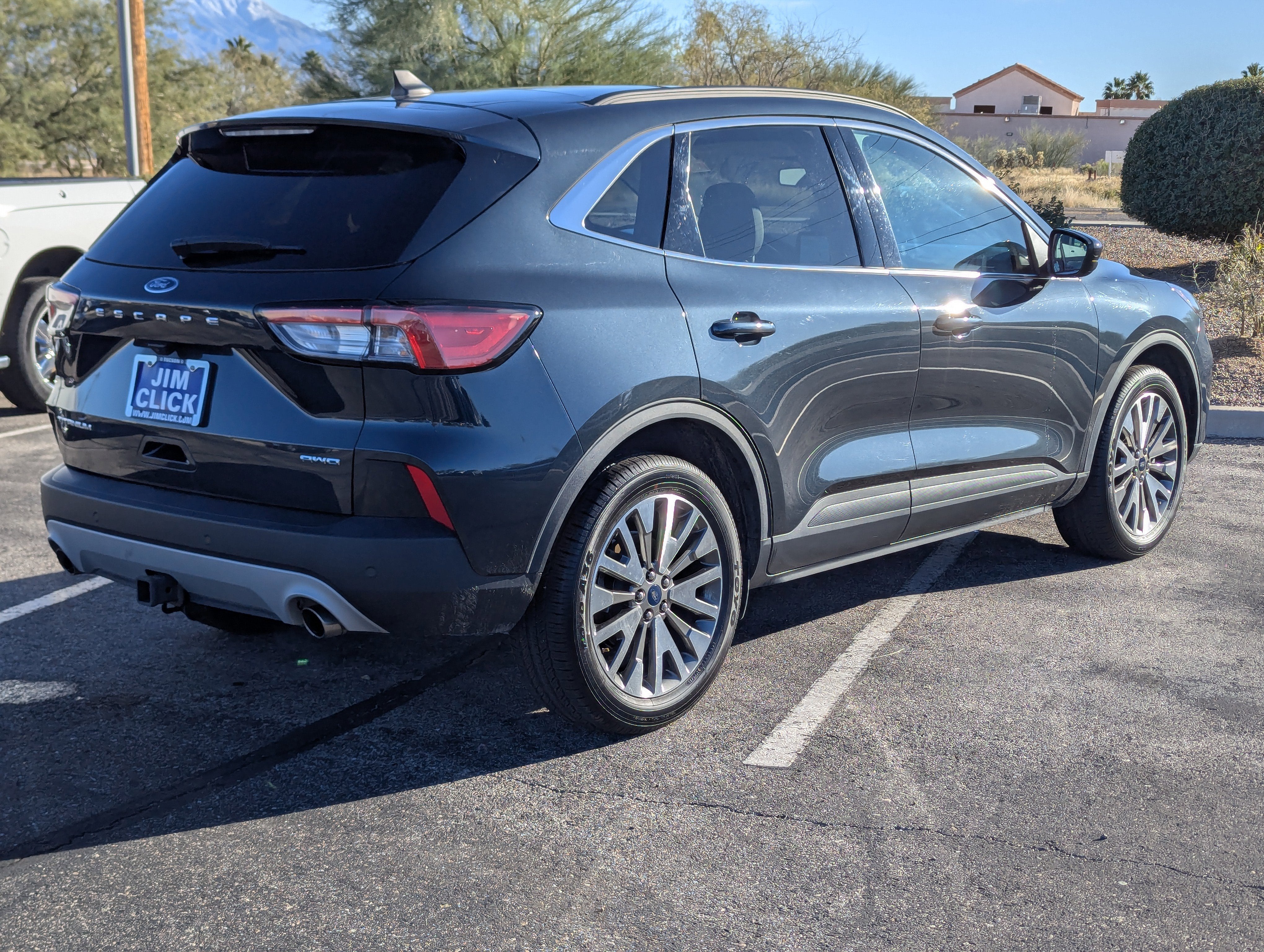 2022 Ford Escape Titanium