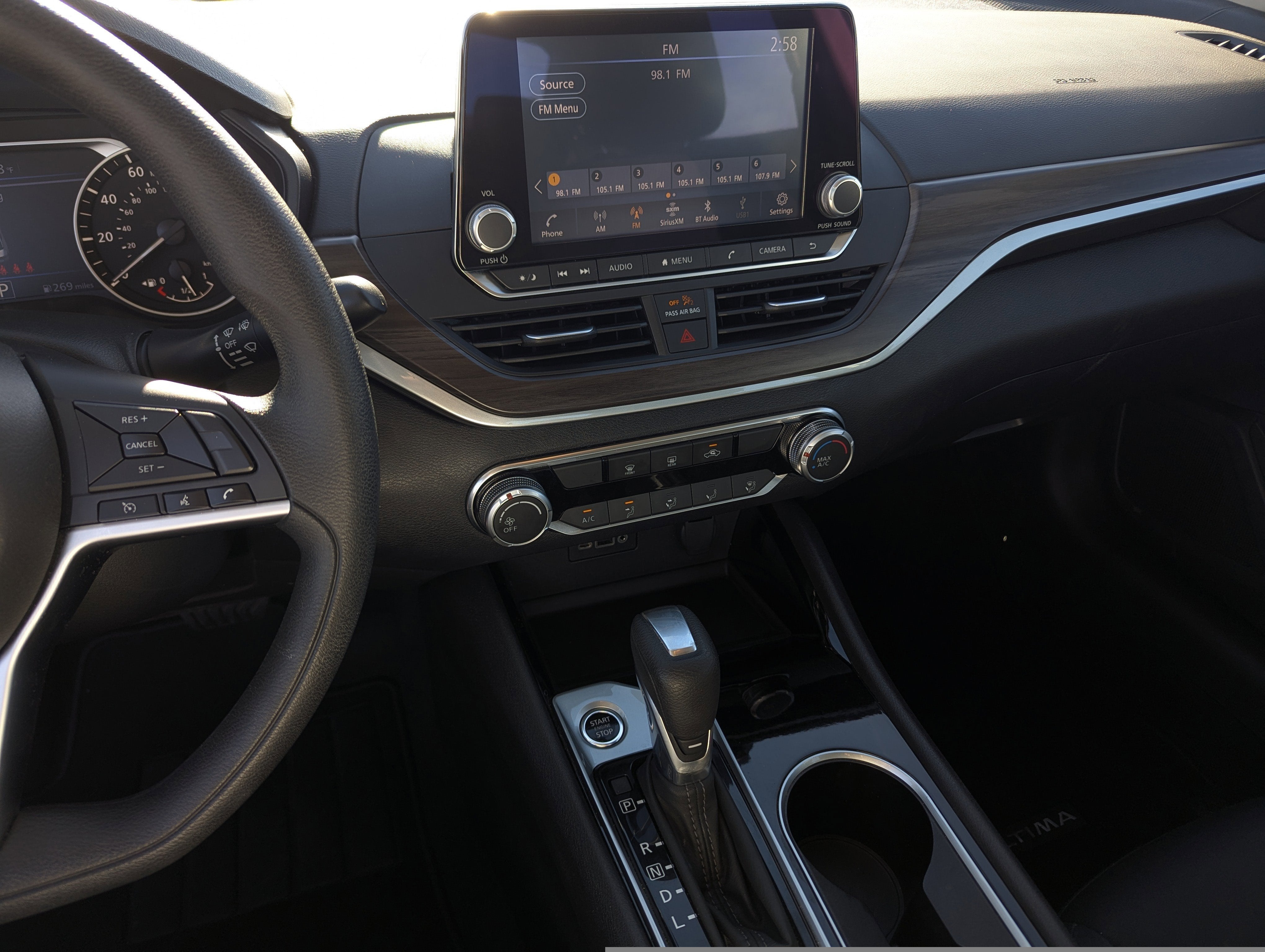 2024 Nissan Altima 2.5 SV