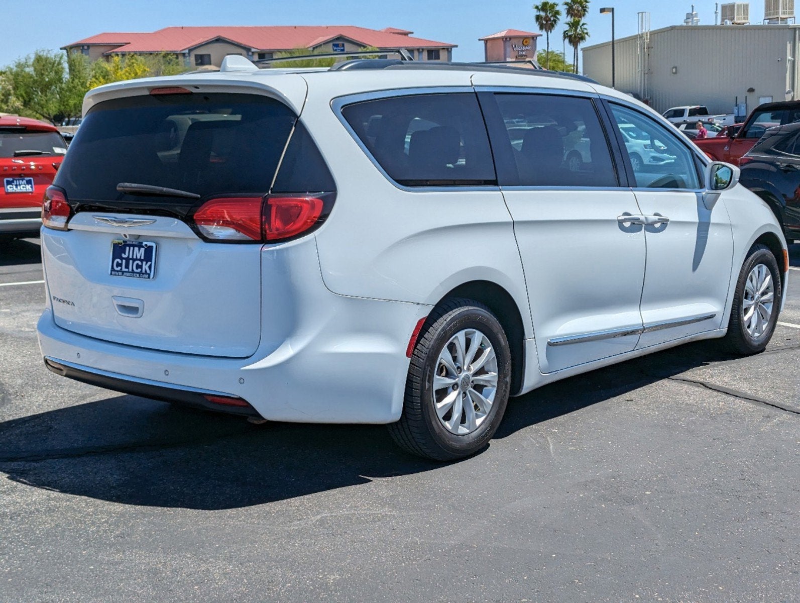 Used 2017 Chrysler Pacifica Touring-L with VIN 2C4RC1BG9HR572524 for sale in Green Valley, AZ