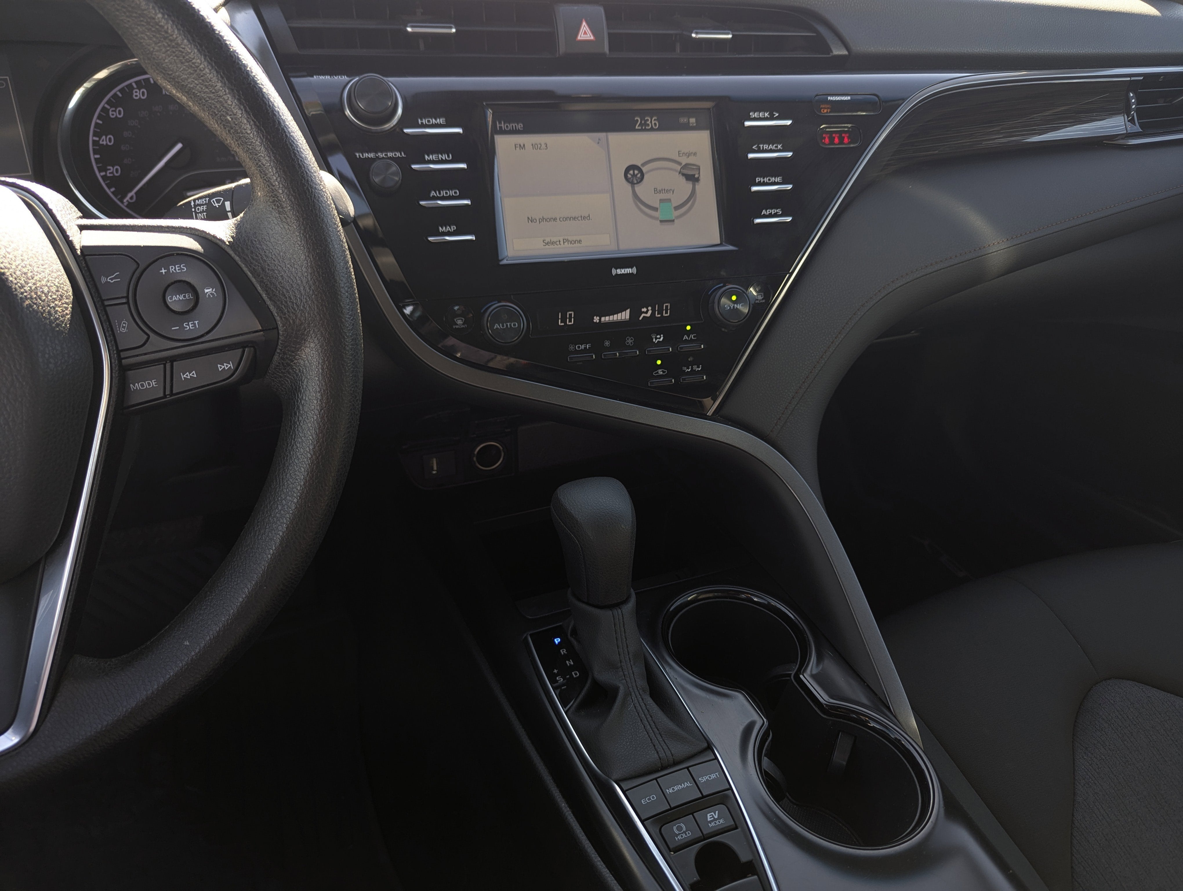 2020 Toyota Camry Hybrid LE