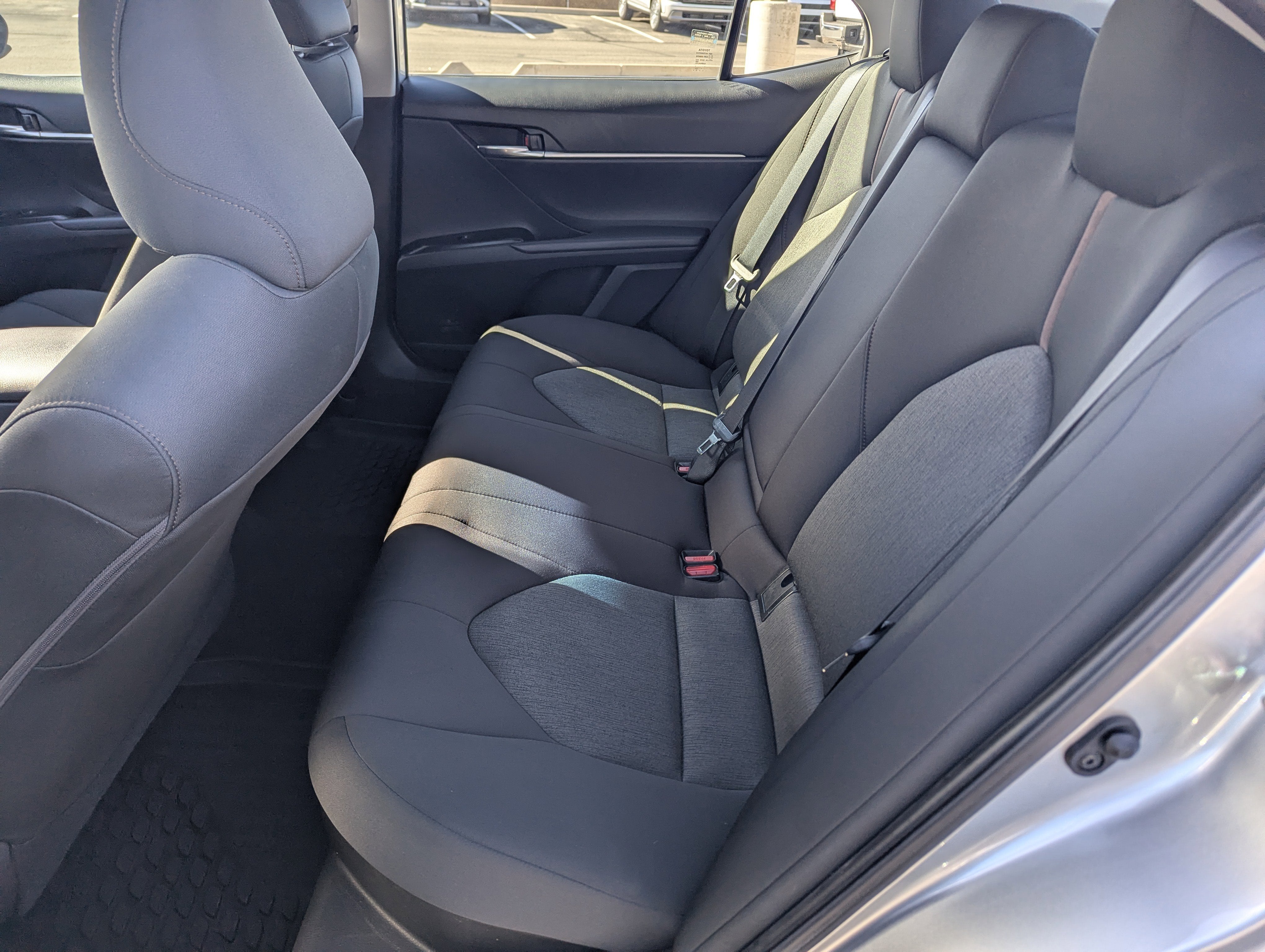 2020 Toyota Camry Hybrid LE