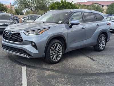 2021 Toyota Highlander Hybrid Platinum